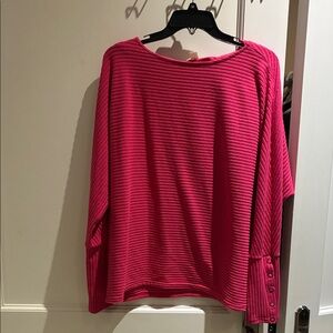 Caslon Chic Fuchsia Long Sleeve Top🏥